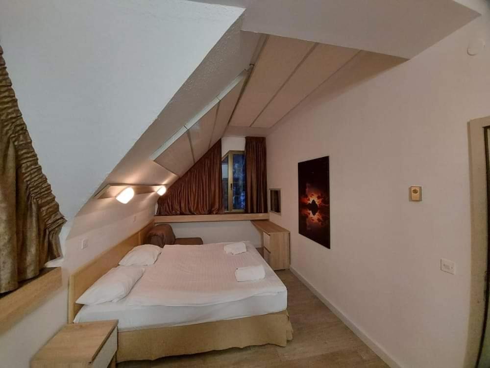 Hotel Fersped Маврово Екстериор снимка